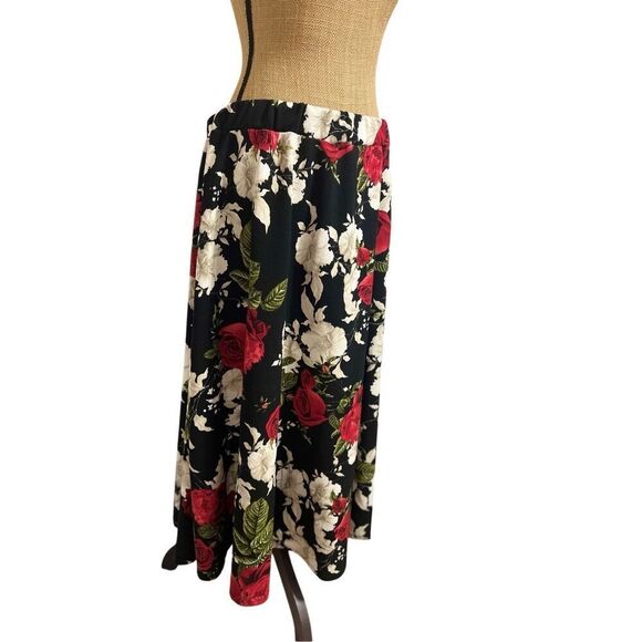 MOA Collection A-Line Skirt Size 3X Crepe Floral Rose Pattern Black Tea Garden - Picture 6 of 13